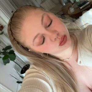 Meet your Posher, Aubrianna